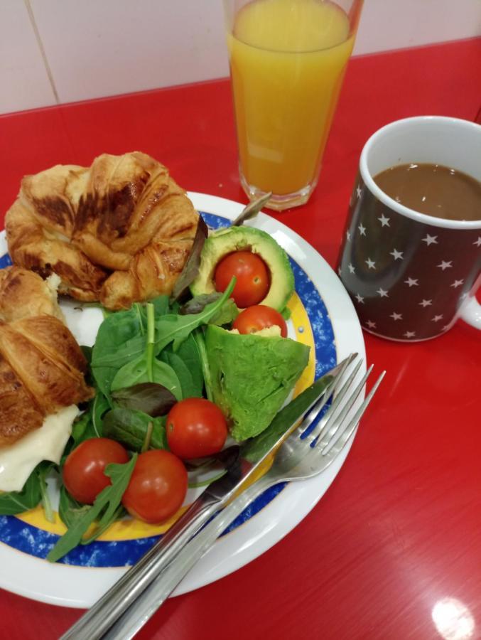 Bed and Breakfast 2-Centro Hab Compartida Masculina 8X Madrid Esterno foto